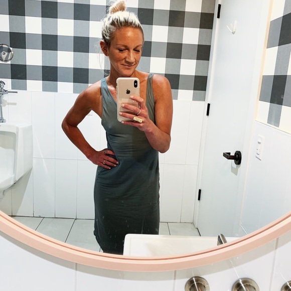 Meet your Posher, Kelli - Picture 3 of 8